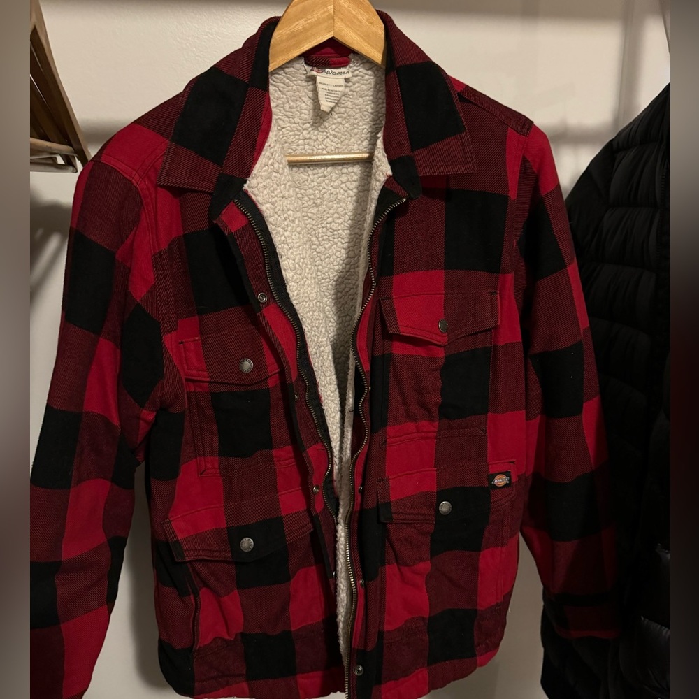 Dickes women’s fleece lined plaid coat